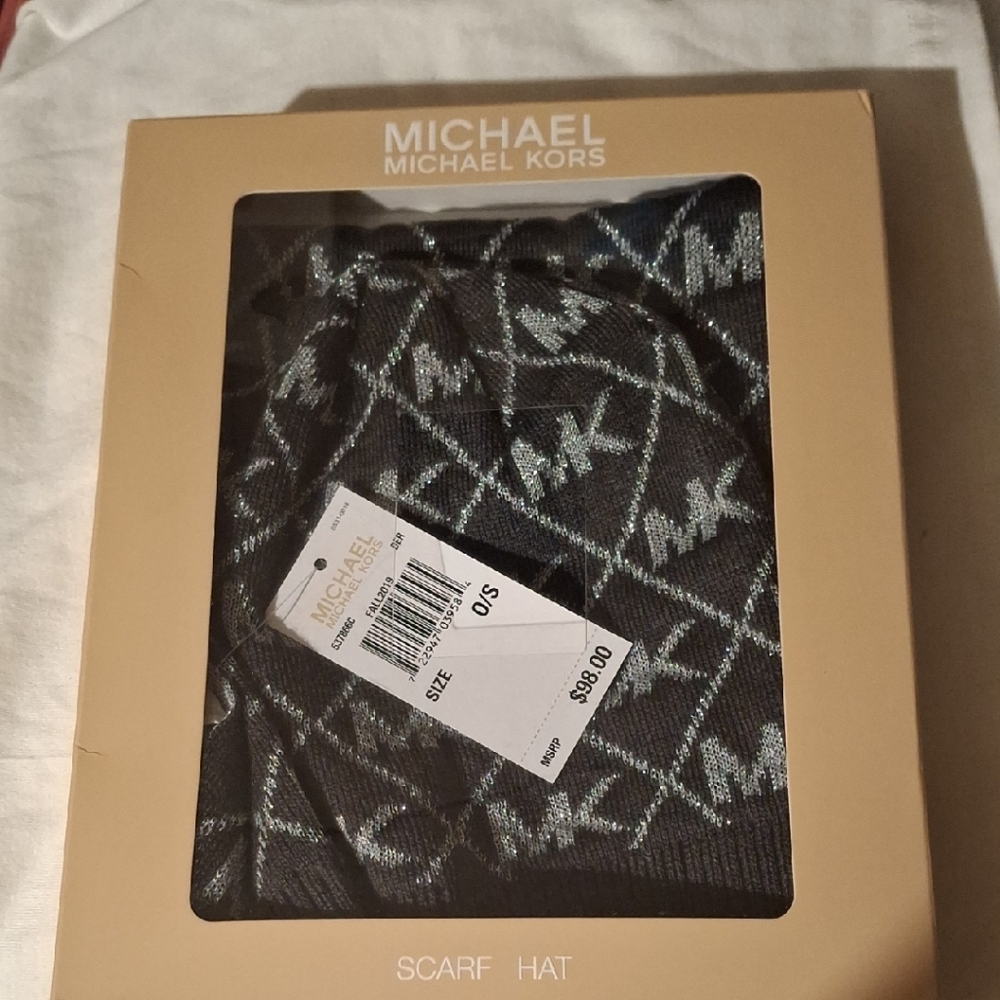 Michael Kors Black and White Knit Set